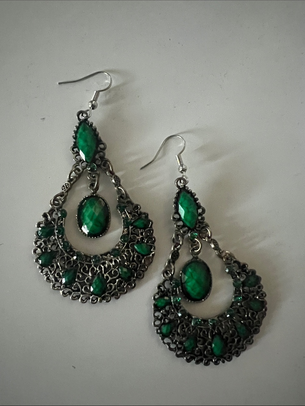 Vintage emerald green earrings